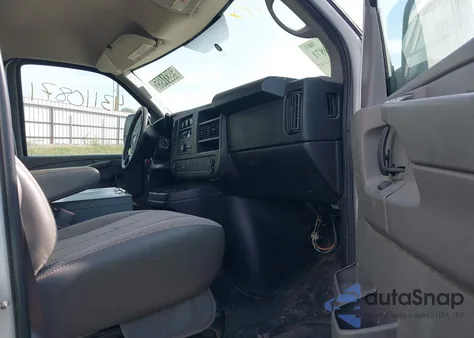 2012 Chevrolet Express 2500 Work Van z USA, uszkodzony, nr VIN 1GCWGFCA5C1179406